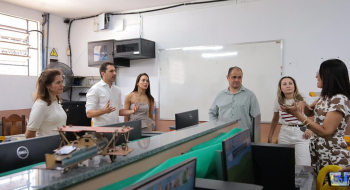  Prefeito Vilela confirma entrega da reforma da Escola Guiomar Rosa antes do ano letivo de 2026